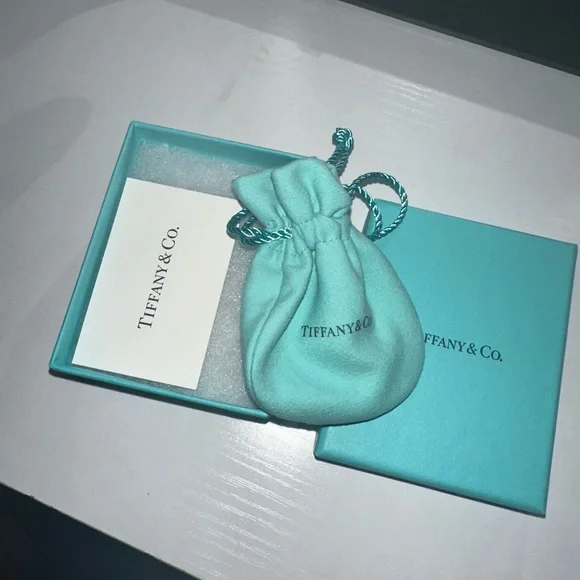 Tiffany Bracelet - Picture 3 of 3